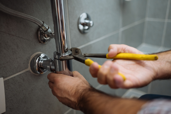 How to Choose the Right Plumber: Red Flags to Watch For